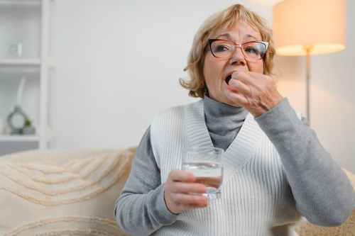 Vitamins for cholesterol management